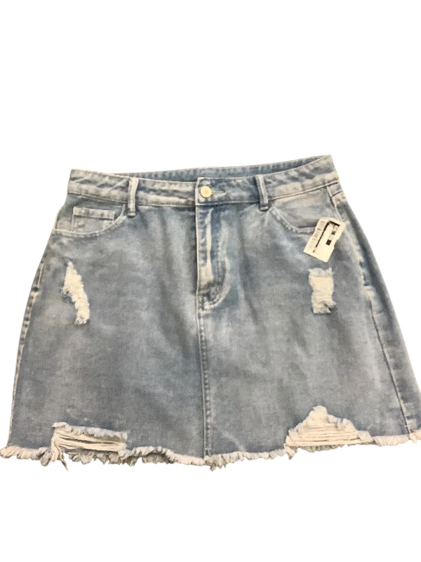 Skirt Mini & Short By Cmf In Blue Denim, Size: L Fitted Mini Skirt