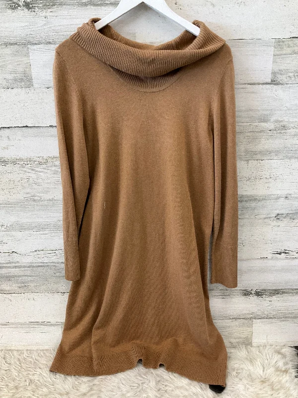 Dress Sweater By Cmc In Beige, Size: L