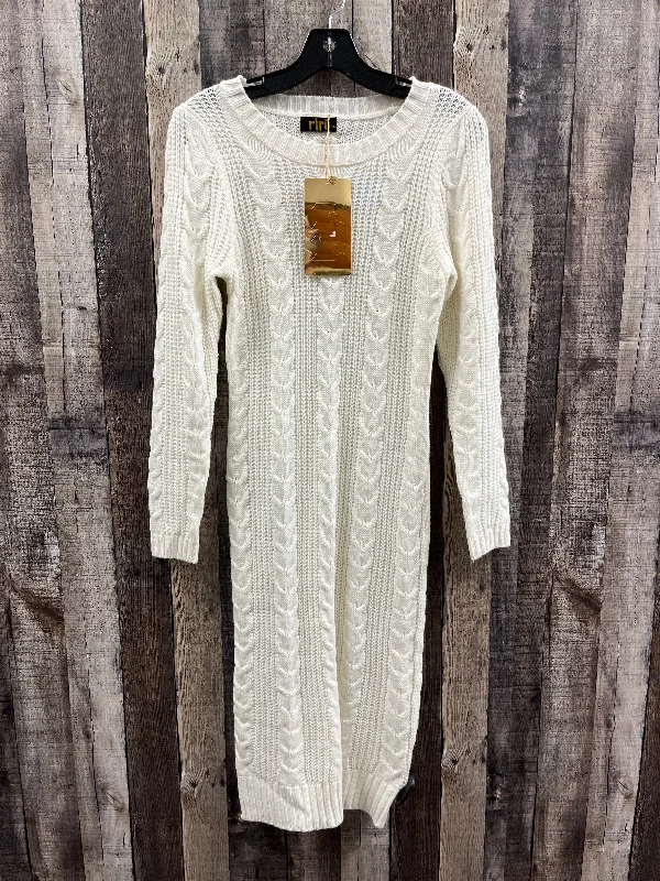 Dress Sweater By Cme In Ivory, Size: S